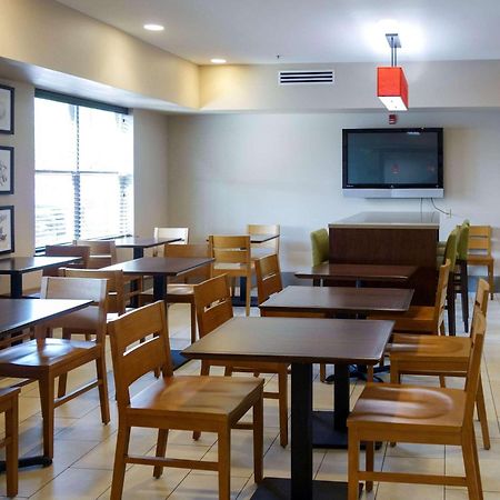 Country Inn & Suites By Radisson, Washington, Dc East - Capitol Heights, Md Ngoại thất bức ảnh